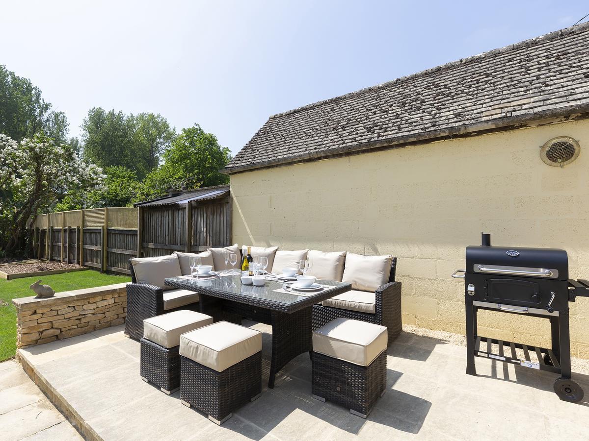 South Winds Villa Bourton-on-the-Water ภายนอก รูปภาพ