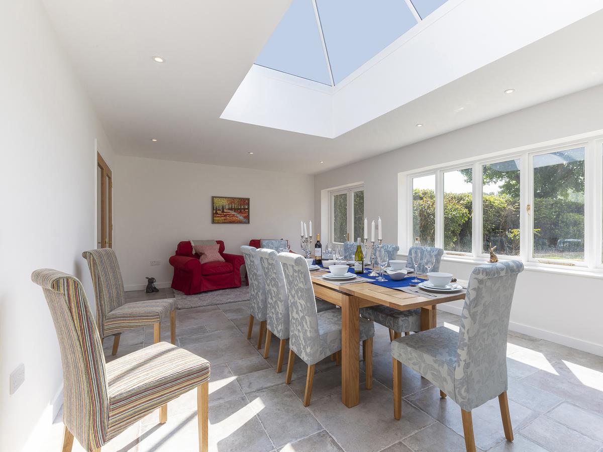 South Winds Villa Bourton-on-the-Water ภายนอก รูปภาพ